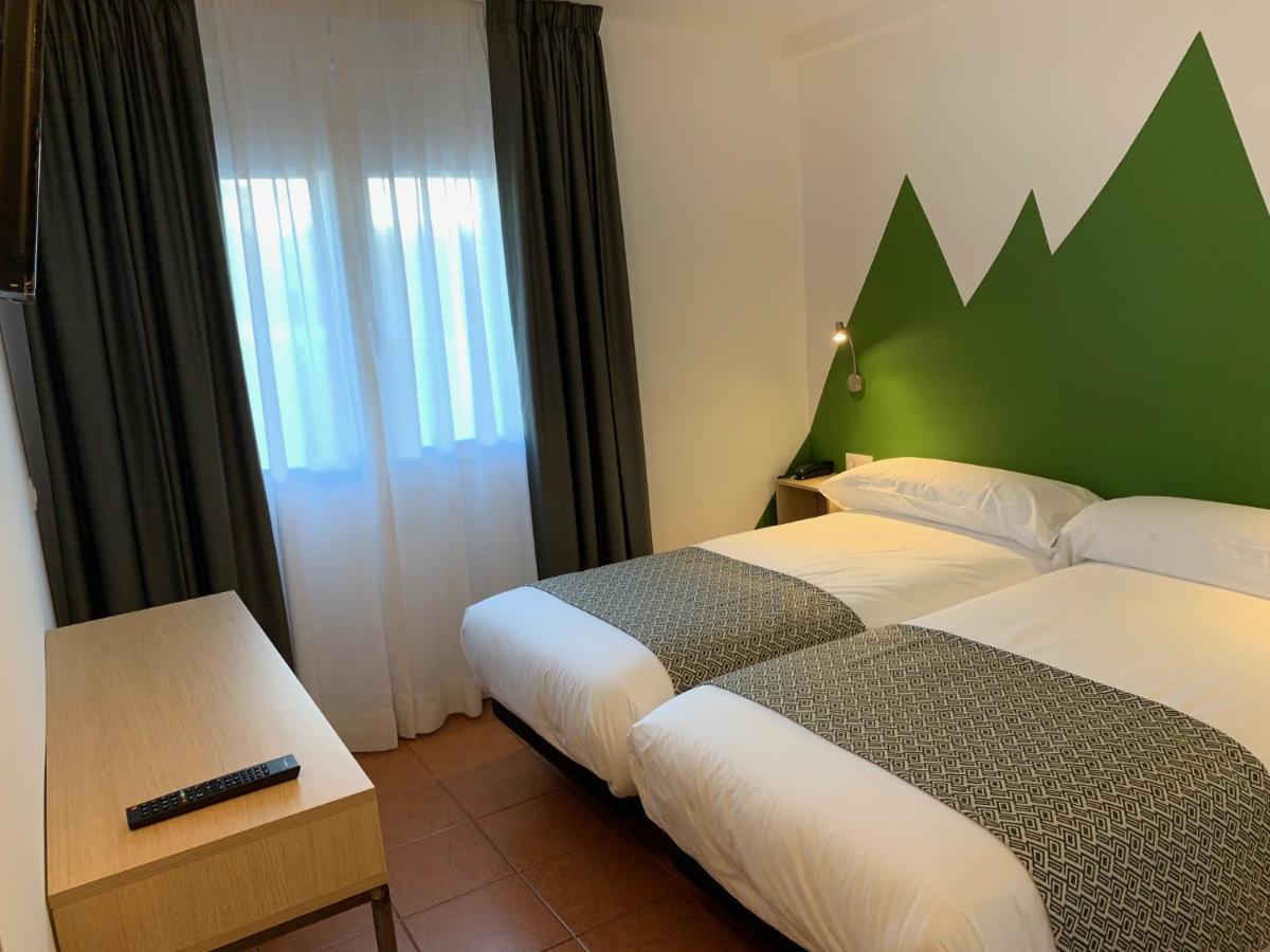 Hotel Musher ปาสเดลากาซา ภายนอก รูปภาพ