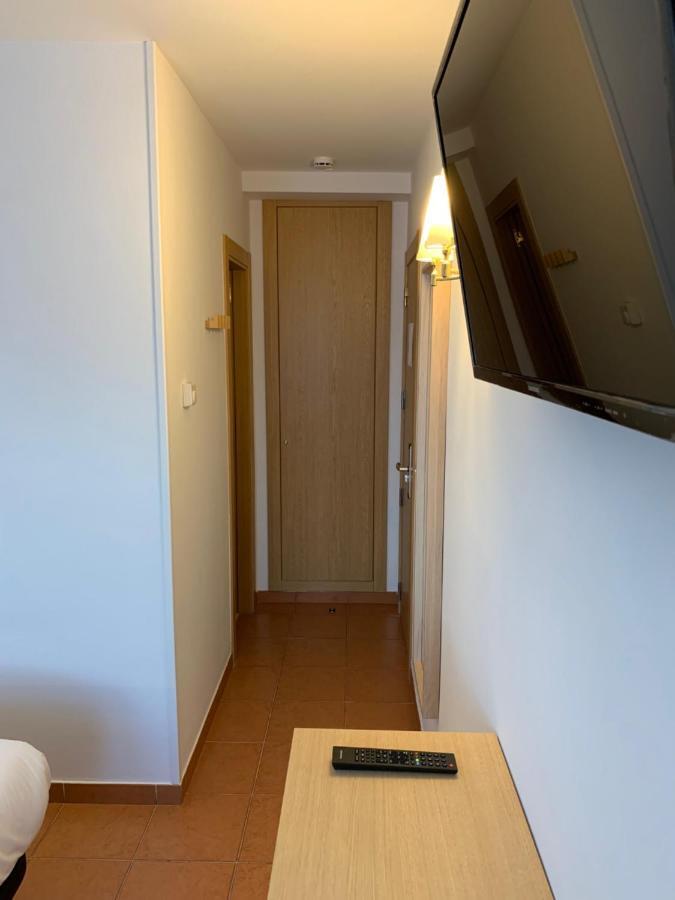 Hotel Musher ปาสเดลากาซา ภายนอก รูปภาพ
